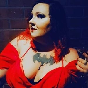 Meet your Posher, Tarja